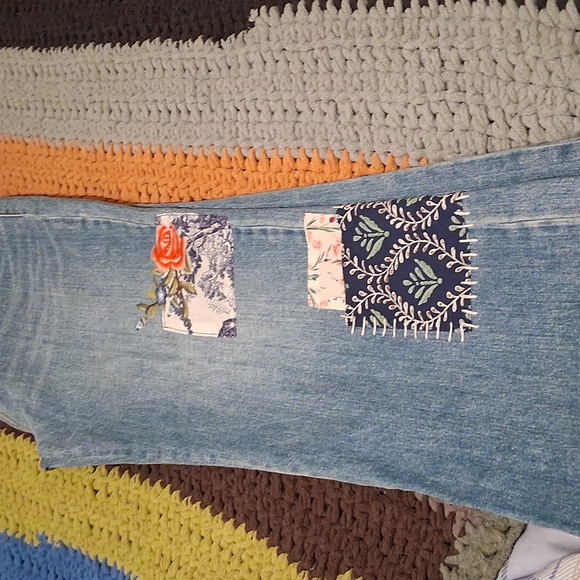 Sundance Light Blue Jeans with Floral Patchwork - Picture 10 of 10